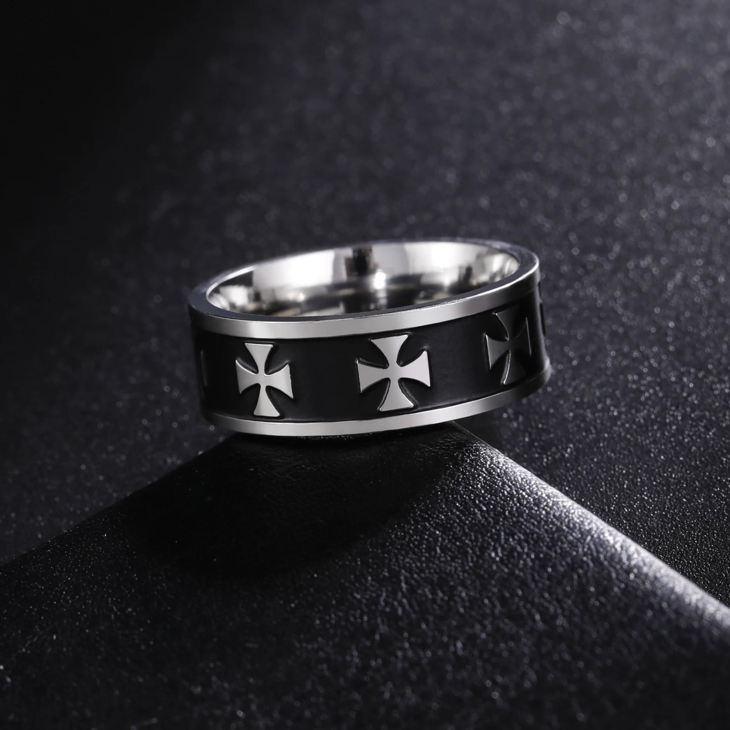 Jeshayuan 8MM Wide Jesus Cross Ring